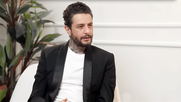 أحمد الفيشاوي يفضح نفسه: جربت الهيروين وأشعلت فندقًا!