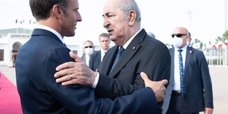 الرئيس الفرنسي يدخل على خطّ الأزمة مع الجزائر!