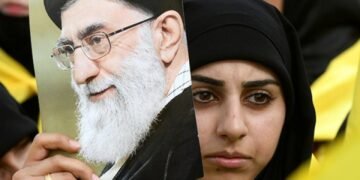 HezbollahIranWomanKhameneiLEbanonRTX37ML8