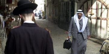 Web F060628ff15 Muslim Jew 1 930x520 1