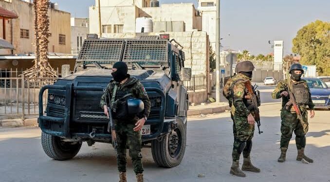 الخليل.. إلى أين؟!!