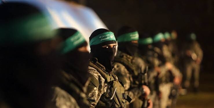 هل تعيش “حماس” لحظاتها الأخيرة قبل قمة القاهرة؟