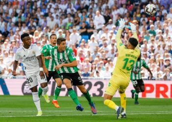 أهداف مباراة ريال مدريد وريال بيتيس 2 1 1170x675 1