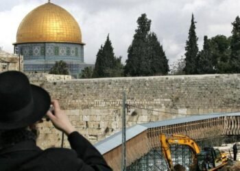 إغلاق باب المغاربة.. تهدئة مؤقتة أم تكريس للسيادة الفلسطينية على الأقصى؟