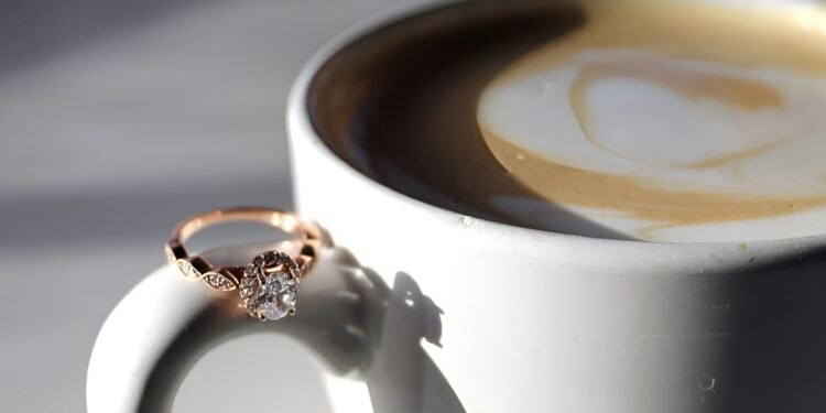 حق الملح.. هدية العيد التي تُحوِّل فنجان القهوة إلى ذهب!