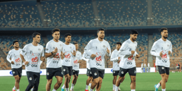 قبقق