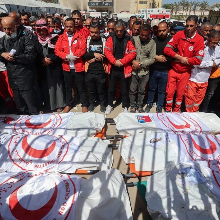 06int gaza medics hgfv mobileMasterAt3x