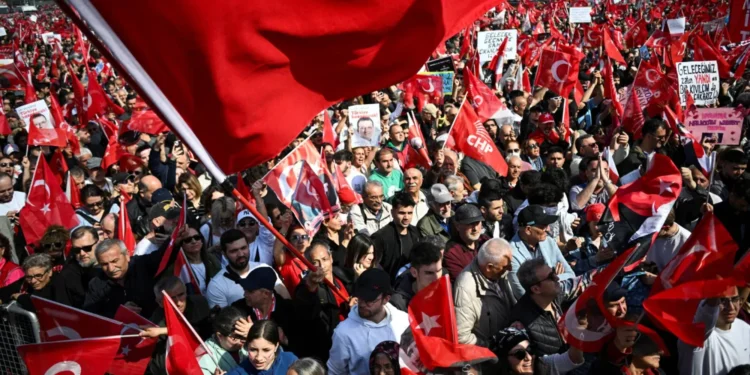 غضب الشباب يعود.. تركيا تهتز بعد شهر من الاعتقالات!