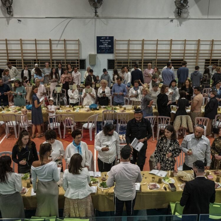 12int israel passover qwtm mobileMasterAt3x
