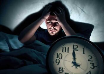 وداعًا لـ الأرق: 5 أطعمة سحرية لنوم عميق!