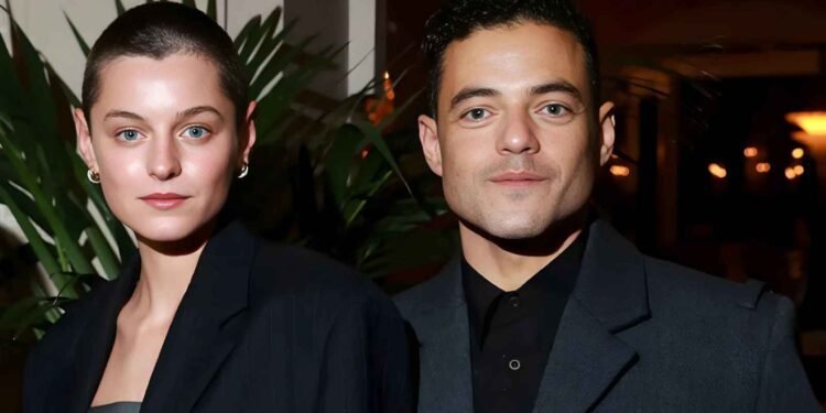 رامي مالك وإيما كورين ينفصلان في هدوء بعد قصة حب كبيرة