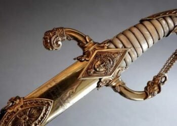 مزاد على سيف نابليون بونابرت بسعر خيالي