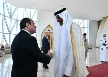 99649 الرئيس السيسى يصل الدوحة