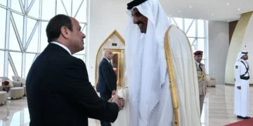 99649 الرئيس السيسى يصل الدوحة