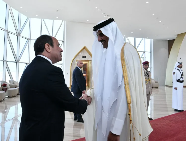 99649 الرئيس السيسى يصل الدوحة
