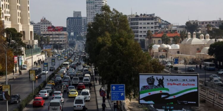 البحث عن الأخطاء لإضعاف الدولة السورية الجديدة