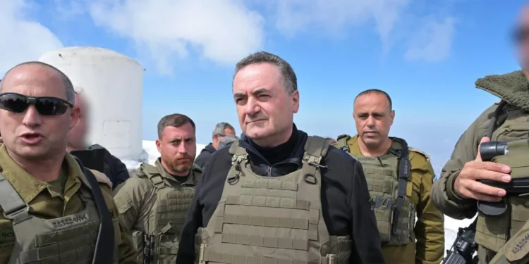 أكاذيب وزير الدفاع الإسرائيلي.. «حقنة تهدئة»