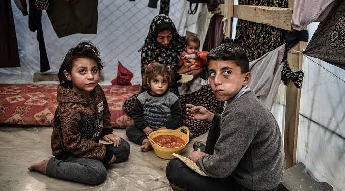 «جحيم على الأرض».. الأزمة الإنسانية في غزة تتفاقم