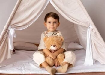 للأمهات.. احذري «دباديب» الأطفال فيها سم قاتل