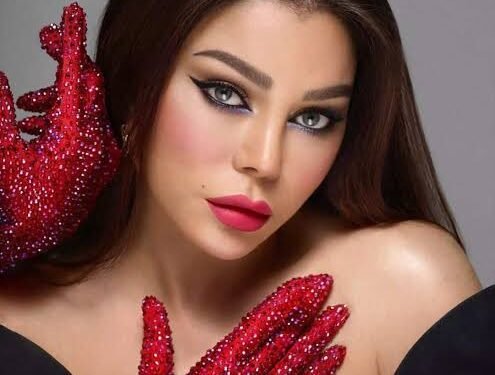 هيفاء وهبي تثير الجدل بإطلالة عيد الفصح