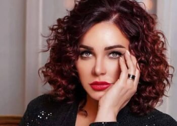 «عملناها».. أول رد من سلاف فواخرجي على زواجها من بشار الأسد