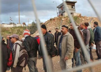 معبر الطيبة.. سياسة العقاب الجماعي وغياب العدالة