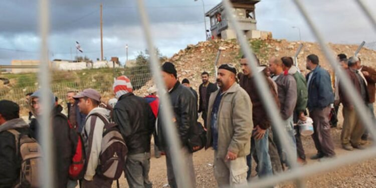 معبر الطيبة.. سياسة العقاب الجماعي وغياب العدالة