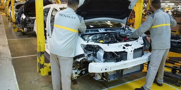 اتفاق مغربي مصري جديد لتصدير 13 ألف سيارة إلى القاهرة حتى 2026