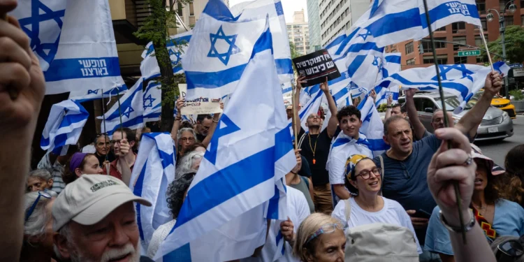 غضب الشارع الإسرائيلي: الحرب مشروع مدمر تقوده حكومة متطرفة