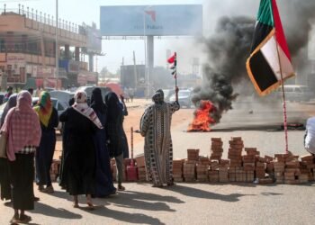 211025061025 05 sudan unrest 10 25 2021 protesters