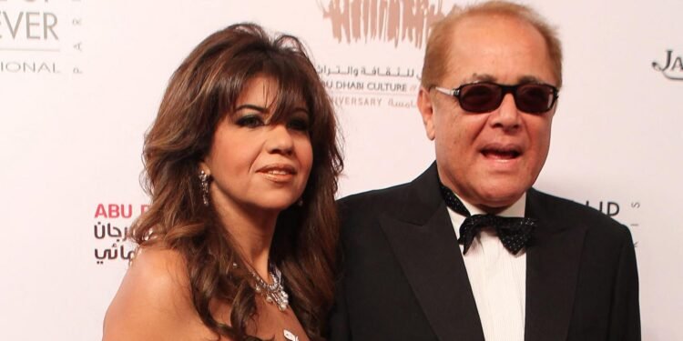 بوسي شلبي.. فيديو نادر لعقد قرانها على محمود عبد العزيز!