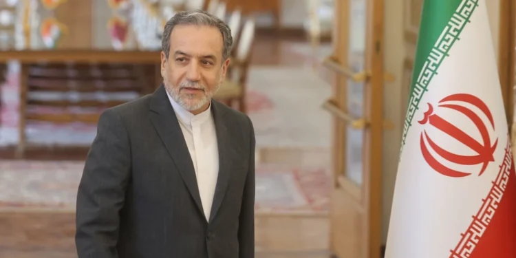 إيران: تخصيب اليورانيوم خط أحمر في مفاوضات واشنطن