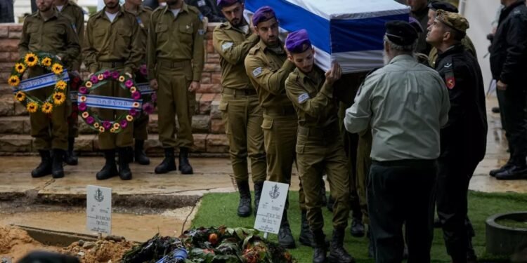جيش الاحتلال يتكتم على خسائره خوفًا من غضب الشارع الإسرائيلي