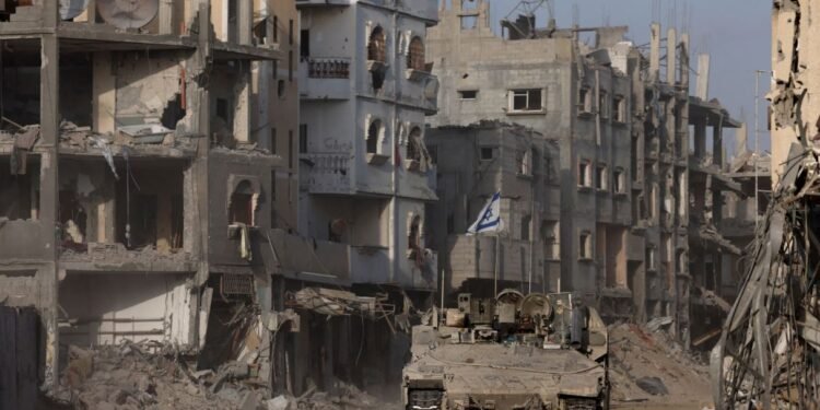 مفاوضات الدوحة تناقش  هدنة لشهرين بغزة وإفراجا عن 10 أسرى