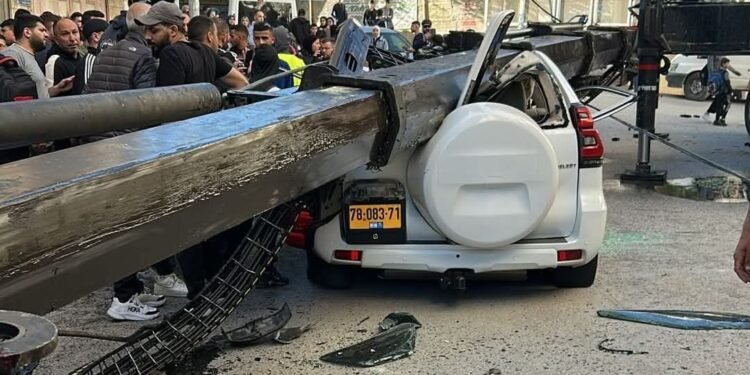 سقوط رافعة القدس.. جرس إنذار قبل الكارثة الكبرى