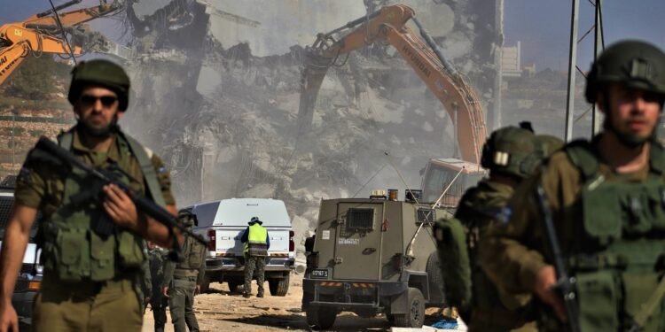 حرب استيطانية شاملة تستهدف «تهويد الضفة»