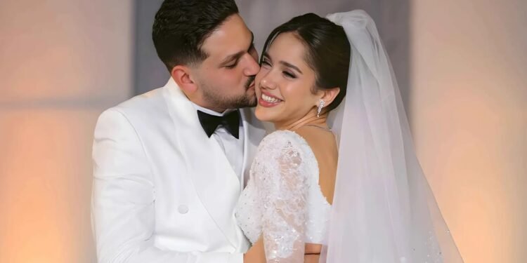 تزوجت حب عمرها.. الفنانة رنا رئيس تحتفل بزفافها