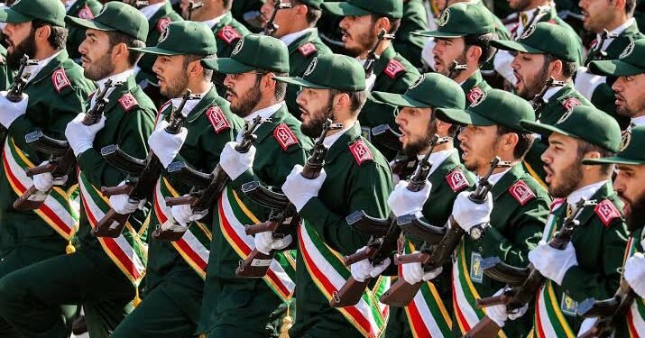 اخرجوا من لبنان.. «حزب الله» يفاجئ ضباط الحرس الثوري الإيراني