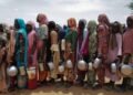 الجوع يفتك بالسودانيين في معسكر قاقا.. مأساة على أطراف الحرب