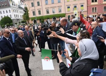 teboune poursuit sa visite en slovenie