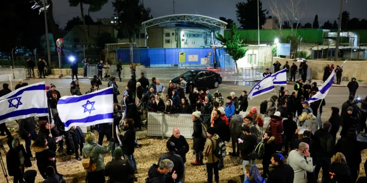 اقتحام الأونروا في القدس: الاحتلال يعلن الحرب على الشرعية الدولية