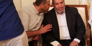 الحية