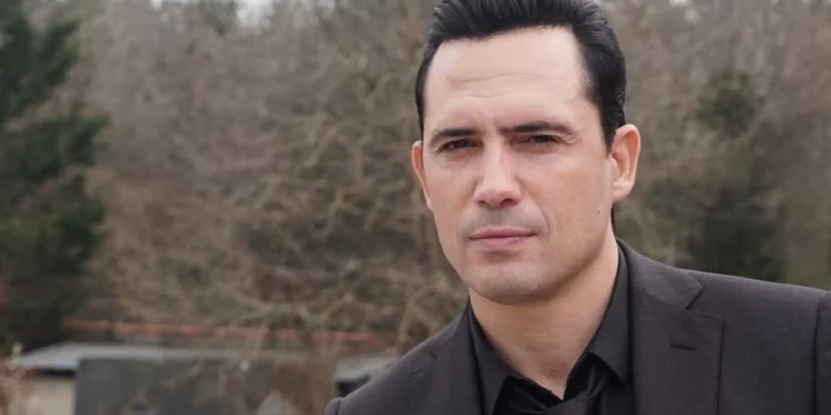 ظافر العابدين يكشف مفاجأة مدوية لجمهوره!