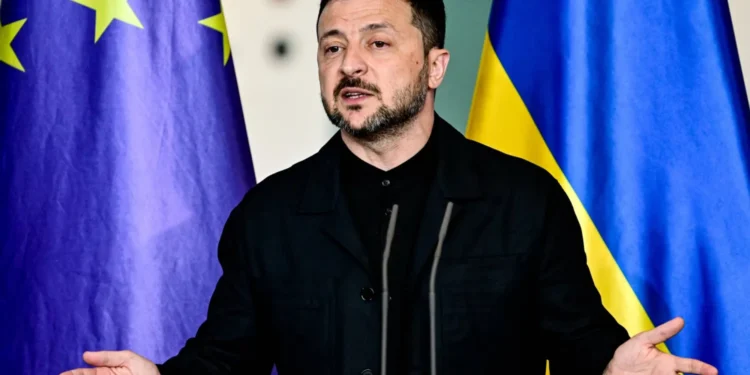 زيلينسكي يطالب بقرار أوروبي حاسم وسط تصاعد التوترات