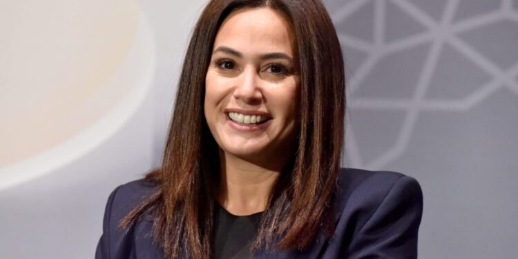 القصة الكاملة لأزمة هند صبري في مصر