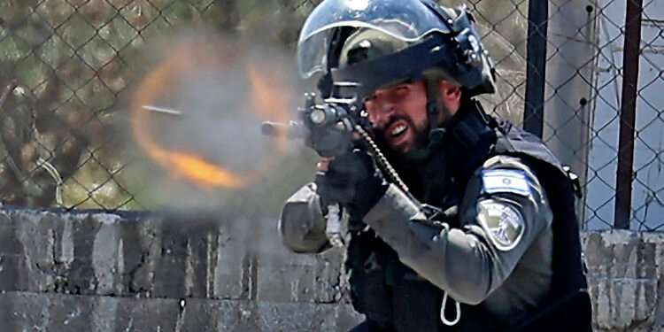 رصاص الاحتلال لا يميز بين طفلة ومُسنة… والضفة تدفع ثمن الصمت الدولي