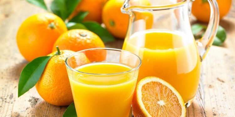 تجنب عصير البرتقال في هذا التوقيت.. خطر على صحتك