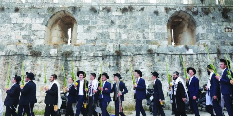 تصعيد خطير في القدس: طقوس تلمودية في الأقصى تدفع نحو المواجهة