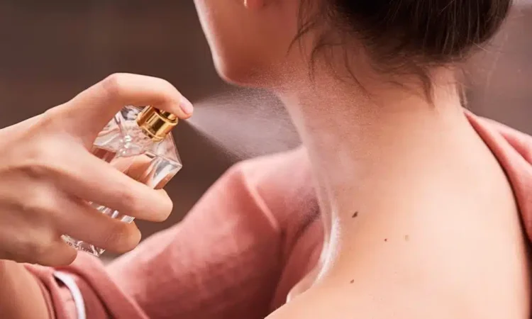 عطور الصيف: 4 روائح منعشة تغير مزاجك