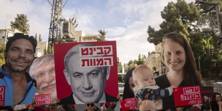 إنجاز ميت.. لماذا يستثمر نتنياهو بـ جثث الرهائن؟